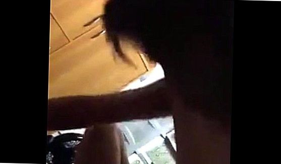 Зюзана Пресова показала себя в кроватке, порно видео
