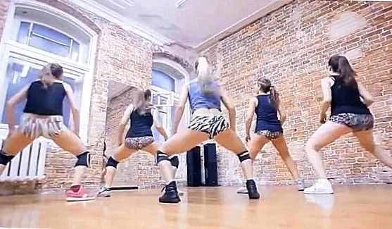 Nikky in Crystallum, порно видео
